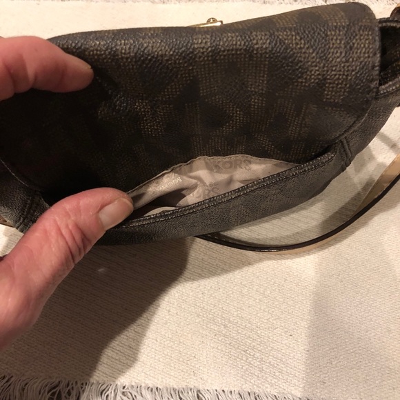 🛑SOLD Auth Michael Kors crossbody bag - Picture 6 of 6